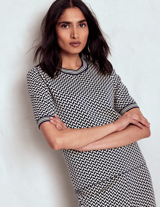 Jacquard Knitted T-Shirt-Navy/ Ivory Dogtooth