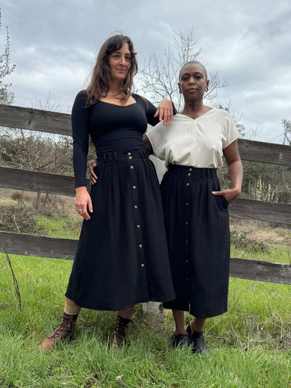 Trices Skirt in Textured Black Irish Linen