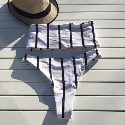 Melani bikini